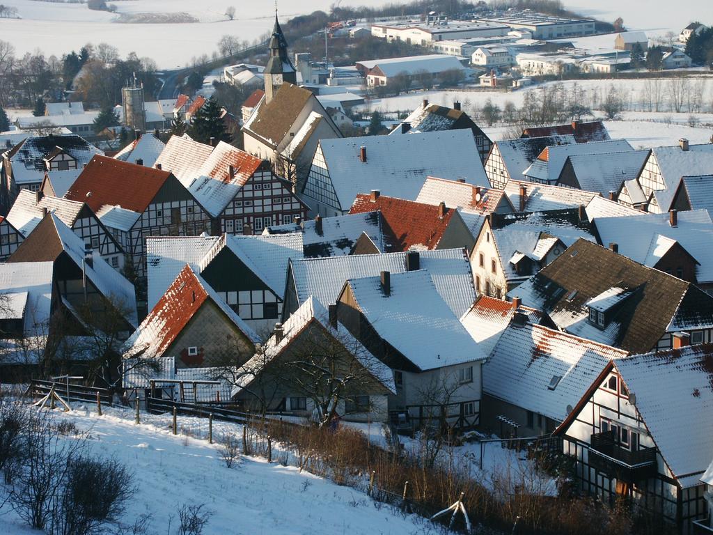 Hotel Schwalenberger Malkasten Шидер-Шваленберг Экстерьер фото